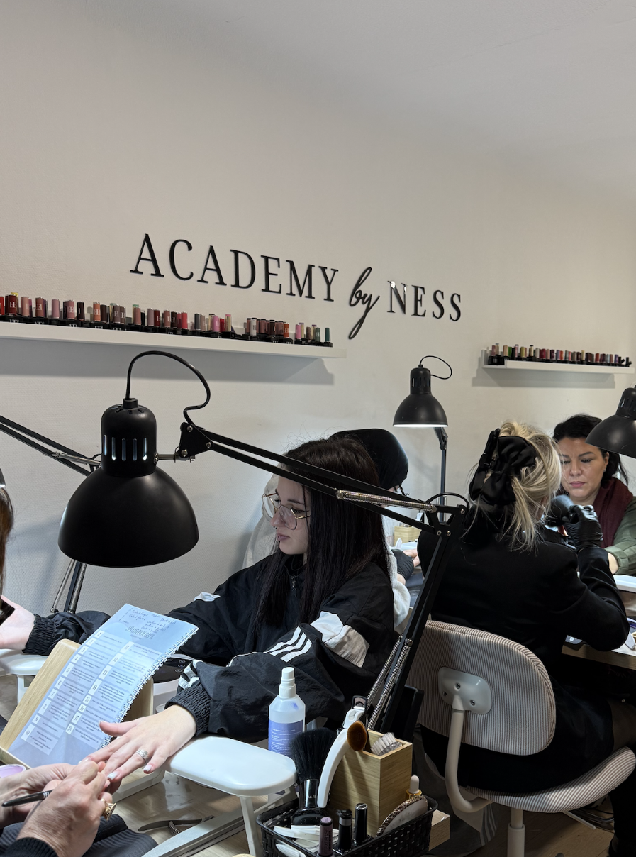 NEW FORMATION GEL NOVICE + MARKETING